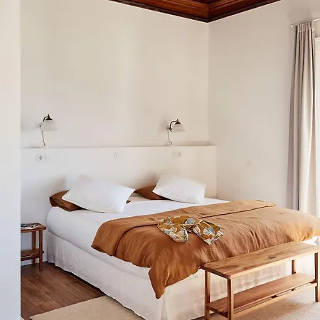 Solar Do Bisavo فندق مبيت وإفطار 4*